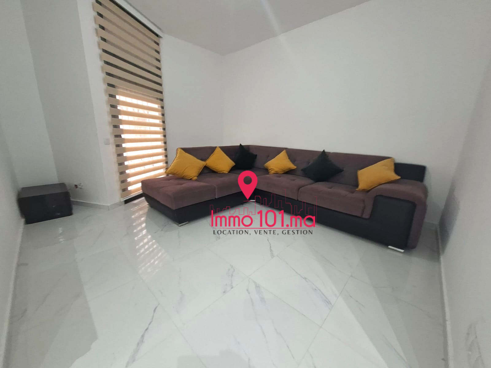 Duplex à vendre à Hay Riad AYV2409